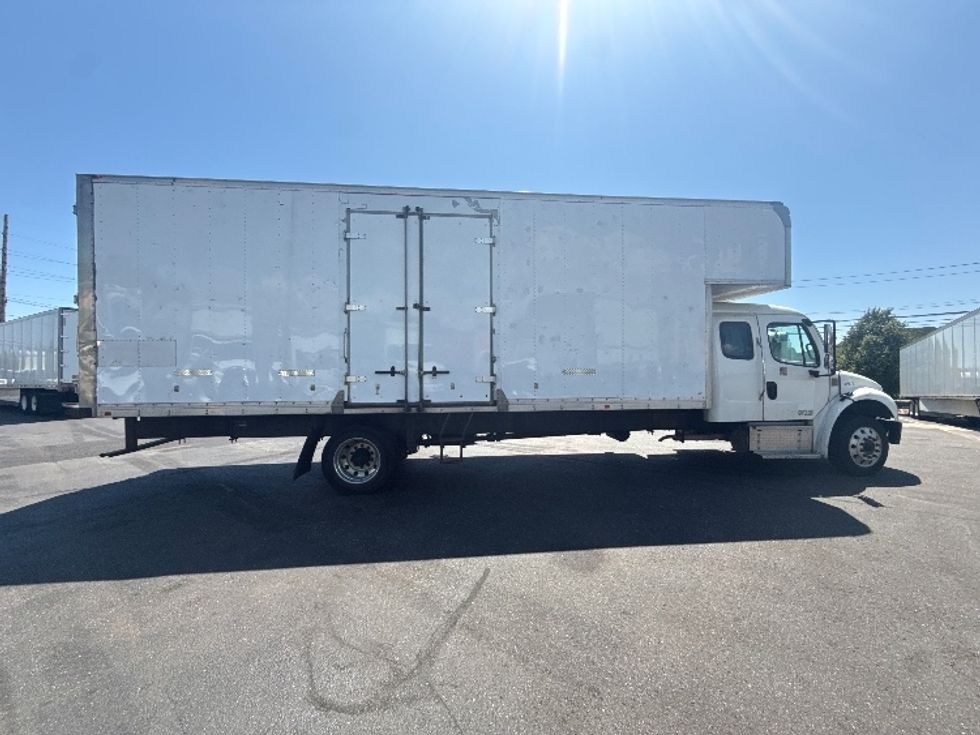 Medium Duty Box Truck-Light and Medium Duty Trucks-Freightliner-2022-M2-West Babylon-NY-364,515\n\t\tmiles-$ 38,250 - Image 15