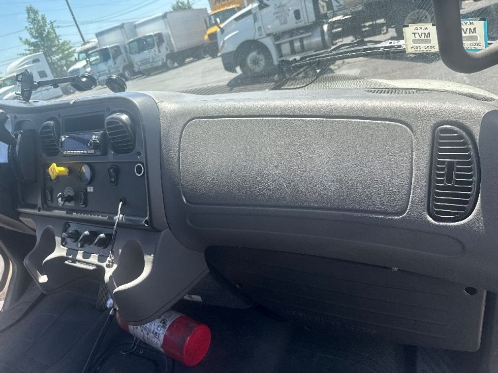 Medium Duty Box Truck-Light and Medium Duty Trucks-Freightliner-2022-M2-West Babylon-NY-364,515\n\t\tmiles-$ 38,250 - Image 21