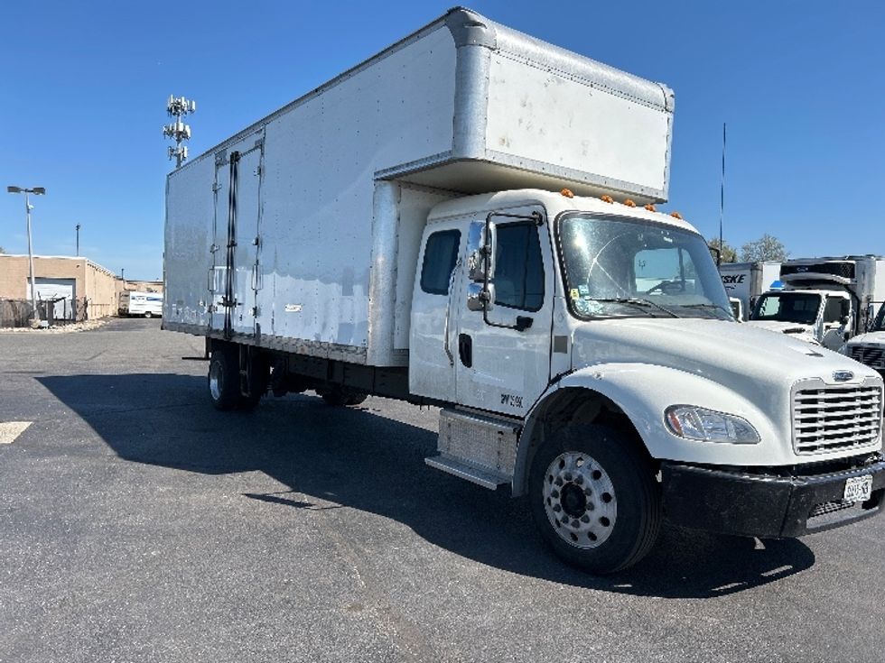 Medium Duty Box Truck-Light and Medium Duty Trucks-Freightliner-2022-M2-West Babylon-NY-374,012\n\t\tmiles-$ 40,250 - Image 1