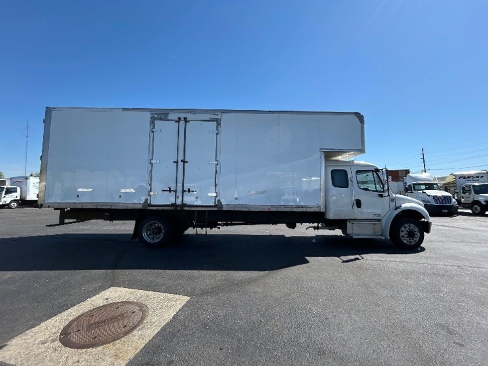 Medium Duty Box Truck-Light and Medium Duty Trucks-Freightliner-2022-M2-West Babylon-NY-374,012\n\t\tmiles-$ 40,250 - Image 15