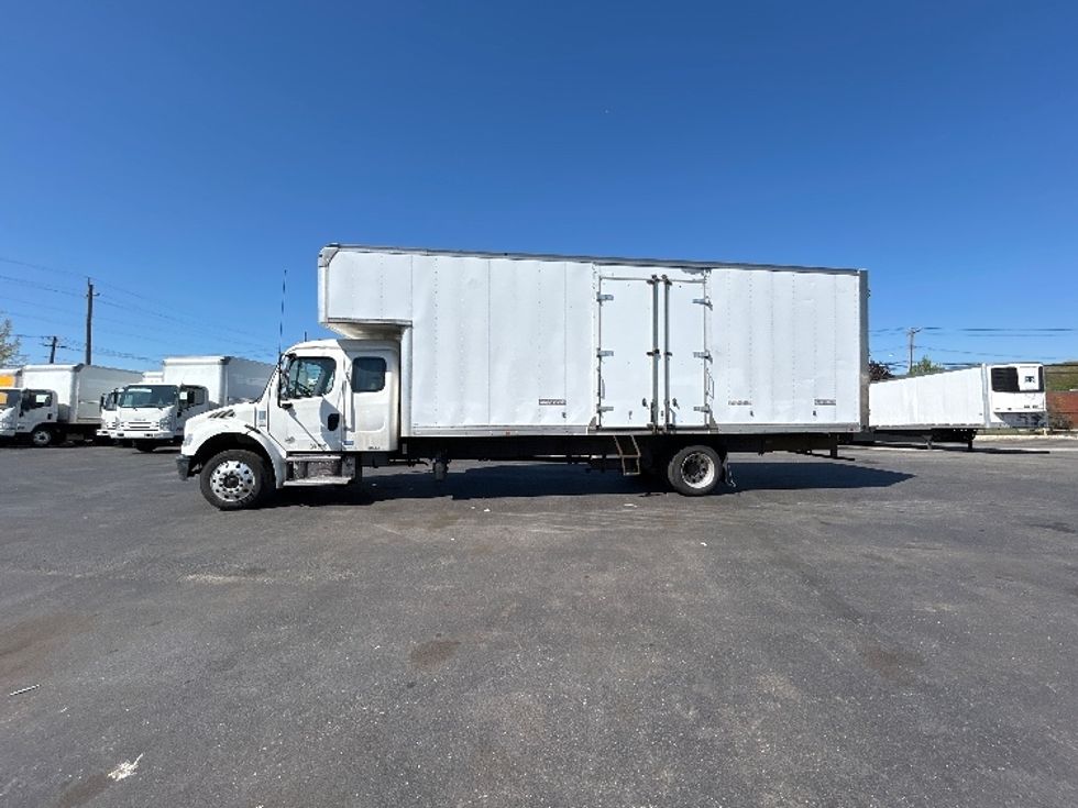 Medium Duty Box Truck-Light and Medium Duty Trucks-Freightliner-2022-M2-West Babylon-NY-374,012\n\t\tmiles-$ 40,250 - Image 4