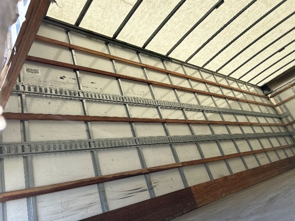 Medium Duty Box Truck-Light and Medium Duty Trucks-Freightliner-2022-M2-West Columbia-SC-207,301\n\t\tmiles-$ 58,500 - Image 11