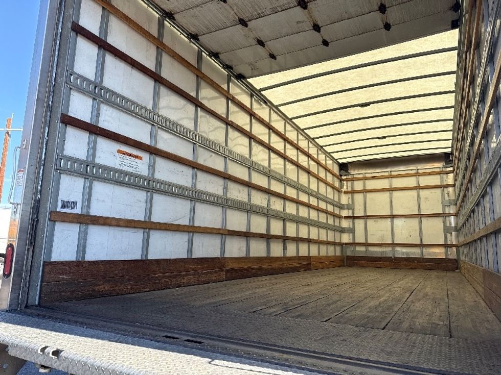 Medium Duty Box Truck-Light and Medium Duty Trucks-Freightliner-2022-M2-West Sacramento-CA-131,543\n\t\tmiles-$ 77,750 - Image 11