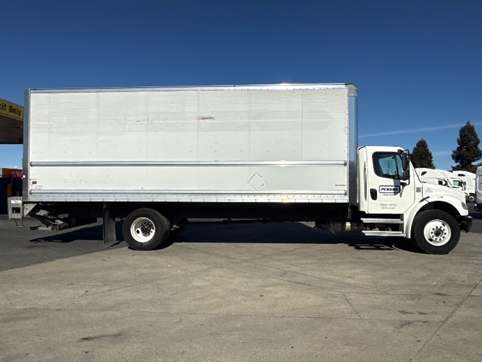 Medium Duty Box Truck-Light and Medium Duty Trucks-Freightliner-2022-M2-West Sacramento-CA-131,543\n\t\tmiles-$ 77,750 - Image 15