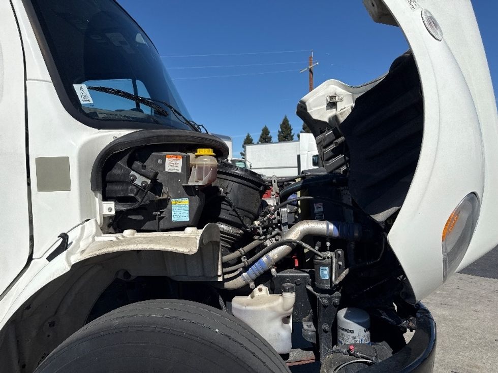 Medium Duty Box Truck-Light and Medium Duty Trucks-Freightliner-2022-M2-West Sacramento-CA-131,543\n\t\tmiles-$ 77,750 - Image 22