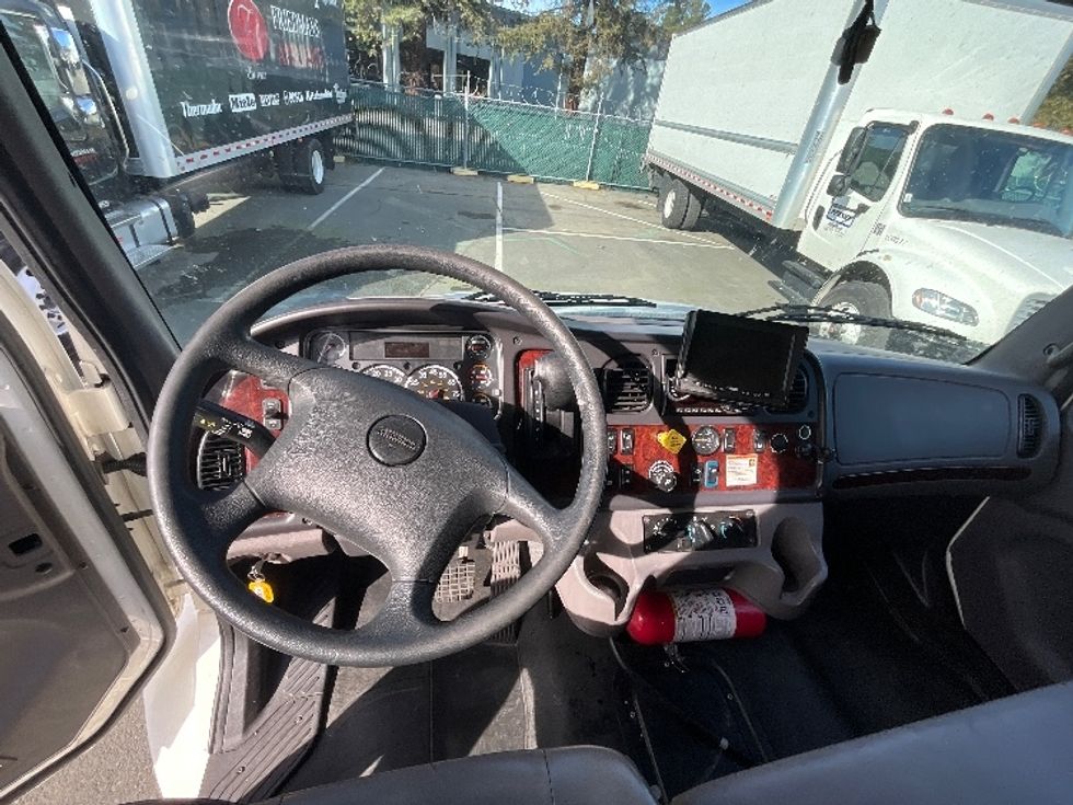 Medium Duty Box Truck-Light and Medium Duty Trucks-Freightliner-2022-M2-West Sacramento-CA-156,638\n\t\tmiles-$ 78,750 - Image 18