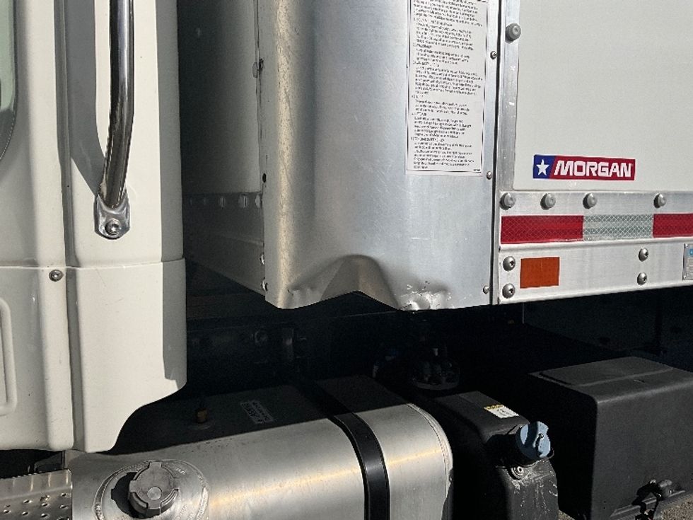 Medium Duty Box Truck-Light and Medium Duty Trucks-Freightliner-2022-M2-West Sacramento-CA-156,638\n\t\tmiles-$ 78,750 - Image 25