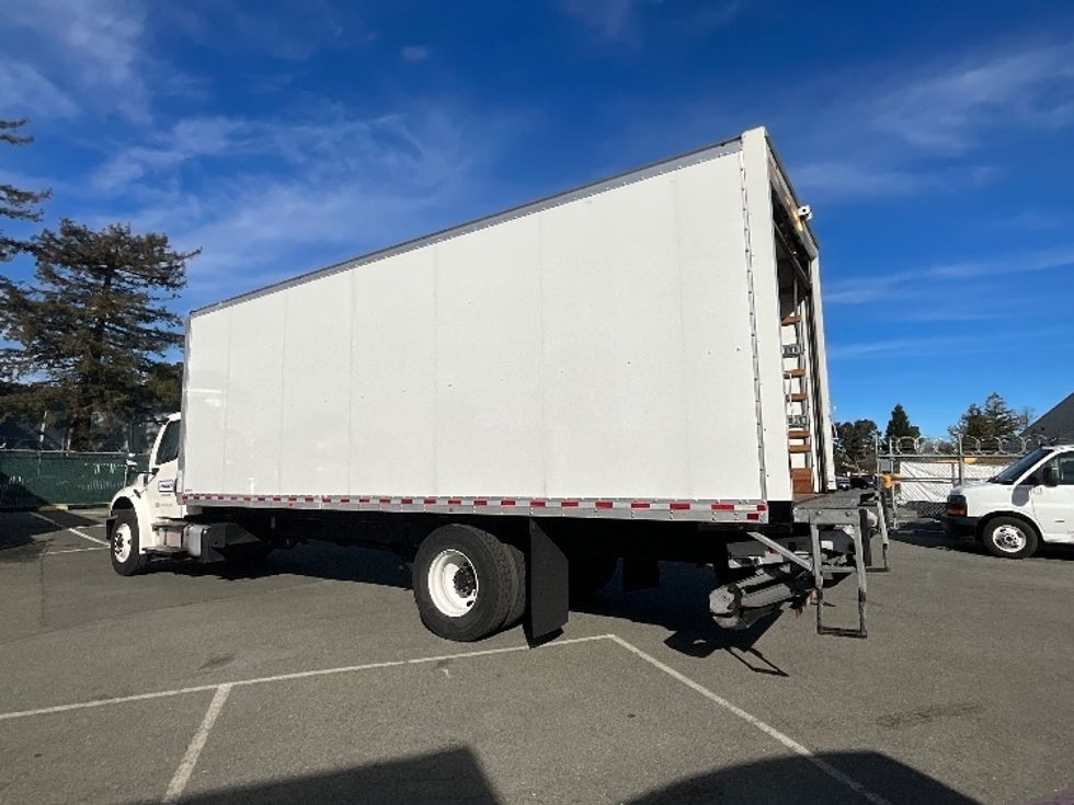 Medium Duty Box Truck-Light and Medium Duty Trucks-Freightliner-2022-M2-West Sacramento-CA-156,638\n\t\tmiles-$ 78,750 - Image 6