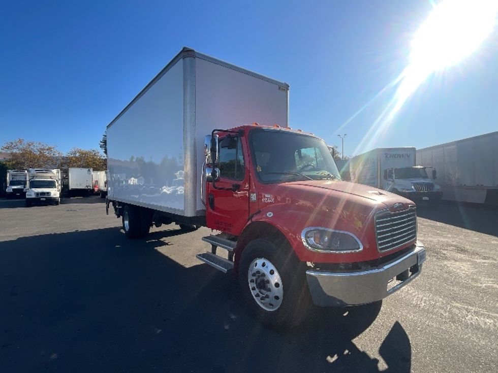Medium Duty Box Truck-Light and Medium Duty Trucks-Freightliner-2022-M2-West Sacramento-CA-162,334\n\t\tmiles-$ 69,250 - Image 1
