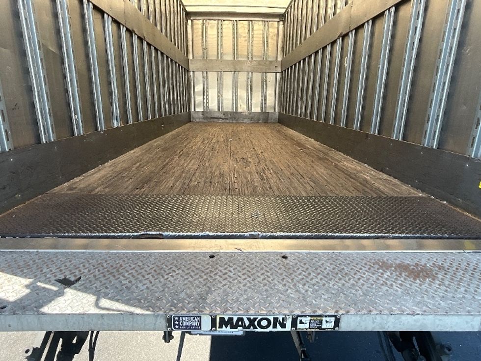 Medium Duty Box Truck-Light and Medium Duty Trucks-Freightliner-2022-M2-West Sacramento-CA-162,334\n\t\tmiles-$ 69,250 - Image 10
