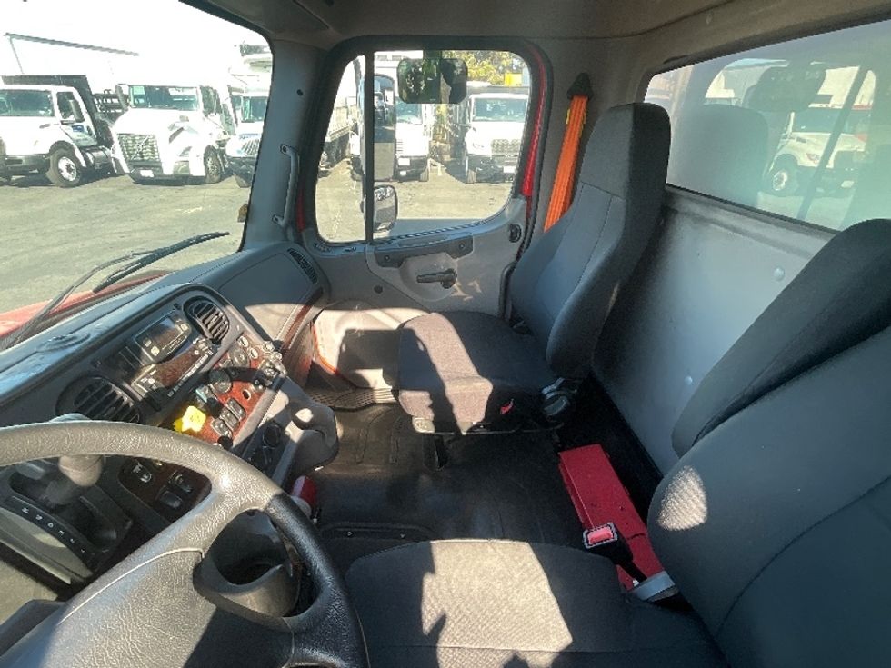 Medium Duty Box Truck-Light and Medium Duty Trucks-Freightliner-2022-M2-West Sacramento-CA-162,334\n\t\tmiles-$ 69,250 - Image 19