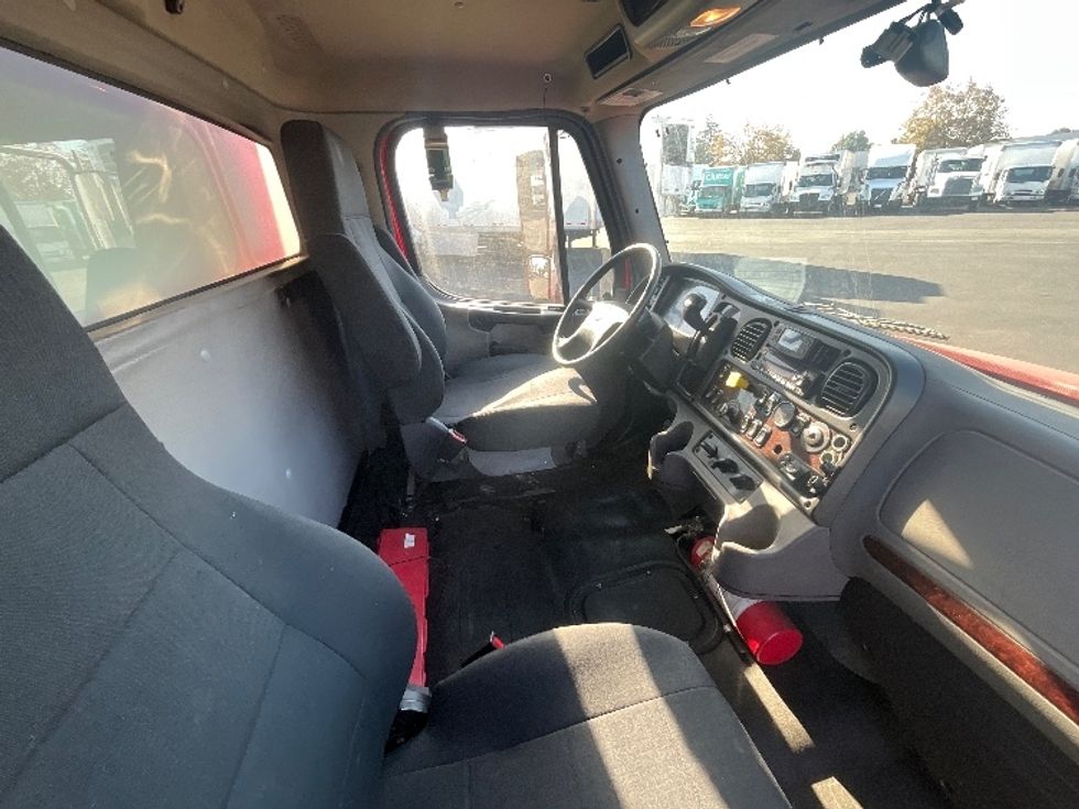 Medium Duty Box Truck-Light and Medium Duty Trucks-Freightliner-2022-M2-West Sacramento-CA-162,334\n\t\tmiles-$ 69,250 - Image 22
