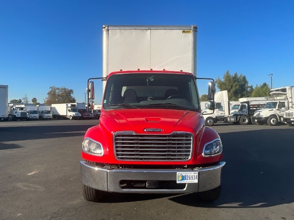 Medium Duty Box Truck-Light and Medium Duty Trucks-Freightliner-2022-M2-West Sacramento-CA-164,271\n\t\tmiles-$ 69,000 - Image 2