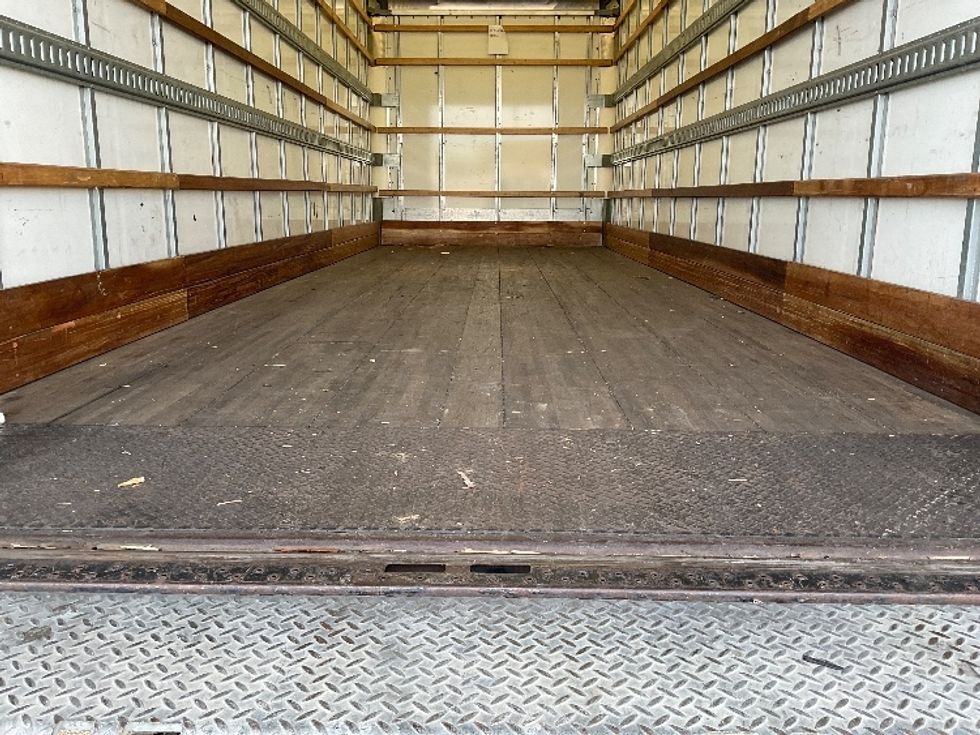 Medium Duty Box Truck-Light and Medium Duty Trucks-Freightliner-2022-M2-West Sacramento-CA-207,497\n\t\tmiles-$ 62,500 - Image 10