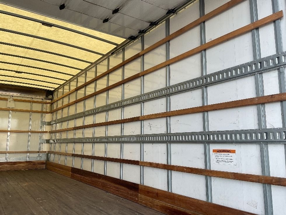 Medium Duty Box Truck-Light and Medium Duty Trucks-Freightliner-2022-M2-West Sacramento-CA-207,497\n\t\tmiles-$ 62,500 - Image 12