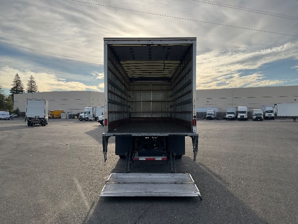 Medium Duty Box Truck-Light and Medium Duty Trucks-Freightliner-2022-M2-West Sacramento-CA-207,497\n\t\tmiles-$ 62,500 - Image 9