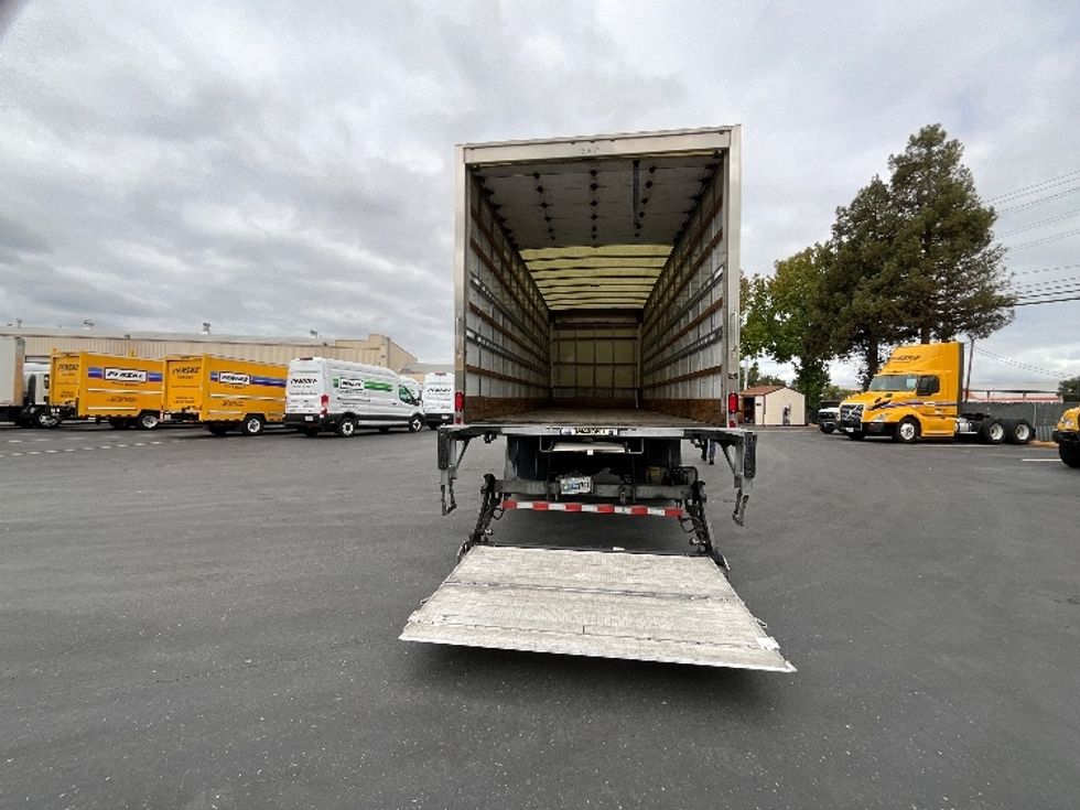 Medium Duty Box Truck-Light and Medium Duty Trucks-Freightliner-2022-M2-West Sacramento-CA-221,013\n\t\tmiles-$ 53,500 - Image 10