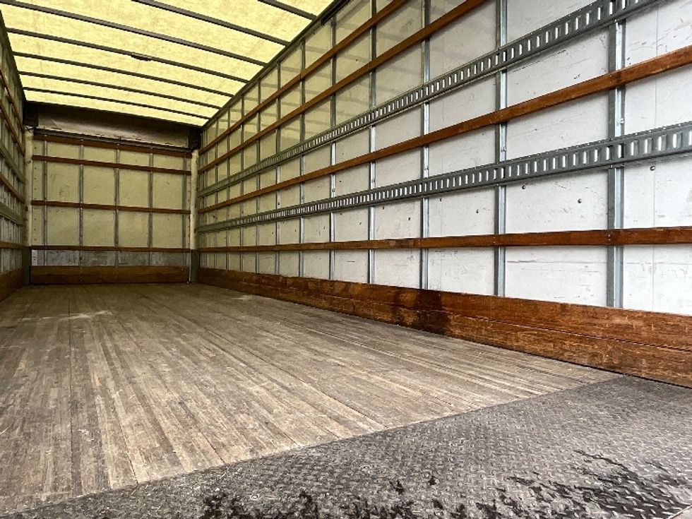 Medium Duty Box Truck-Light and Medium Duty Trucks-Freightliner-2022-M2-West Sacramento-CA-221,013\n\t\tmiles-$ 53,500 - Image 12