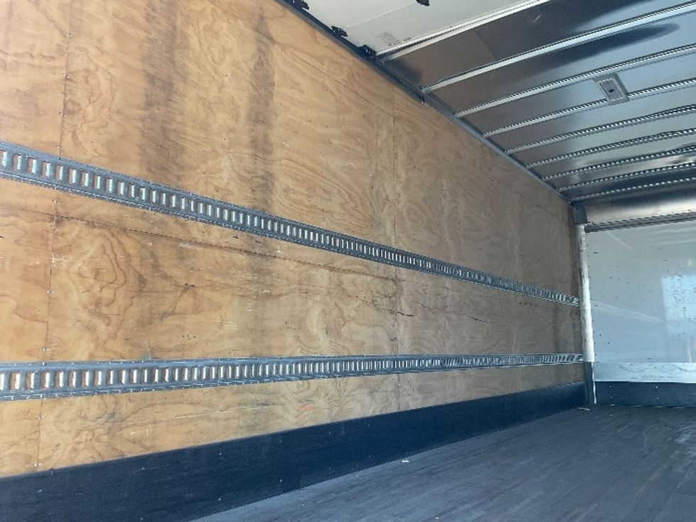 Medium Duty Box Truck-Light and Medium Duty Trucks-Freightliner-2022-M2-West Sacramento-CA-85,523\n\t\tmiles-$ 72,250 - Image 11