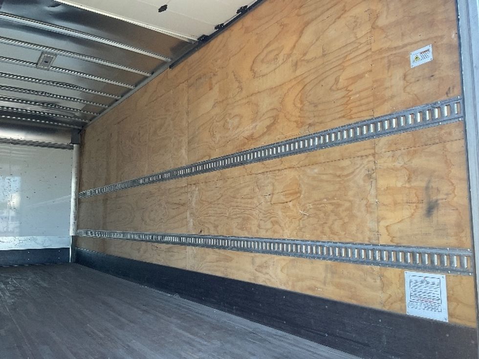 Medium Duty Box Truck-Light and Medium Duty Trucks-Freightliner-2022-M2-West Sacramento-CA-85,523\n\t\tmiles-$ 72,250 - Image 12