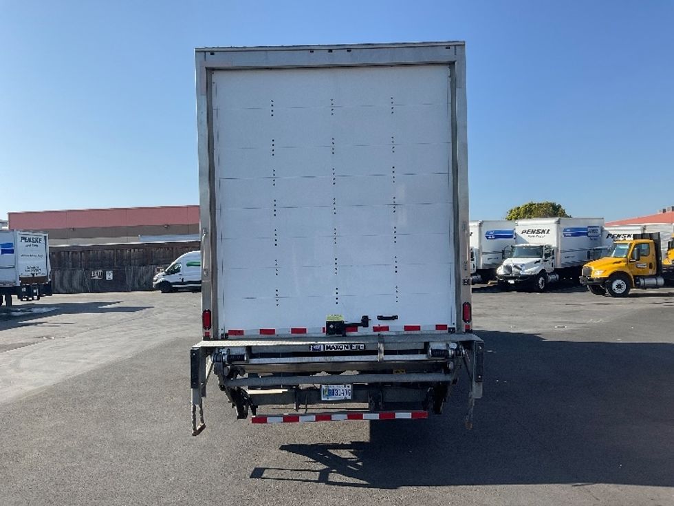 Medium Duty Box Truck-Light and Medium Duty Trucks-Freightliner-2022-M2-West Sacramento-CA-85,523\n\t\tmiles-$ 72,250 - Image 7