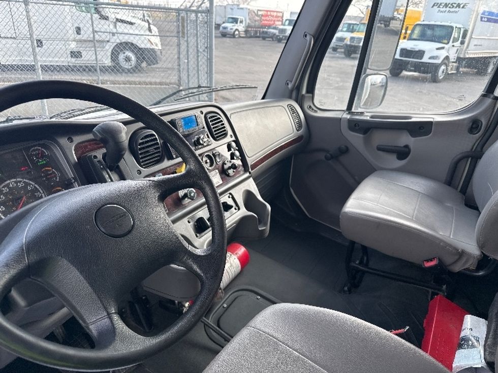 Medium Duty Box Truck-Light and Medium Duty Trucks-Freightliner-2022-M2-West Valley City-UT-115,385\n\t\tmiles-$ 74,000 - Image 17