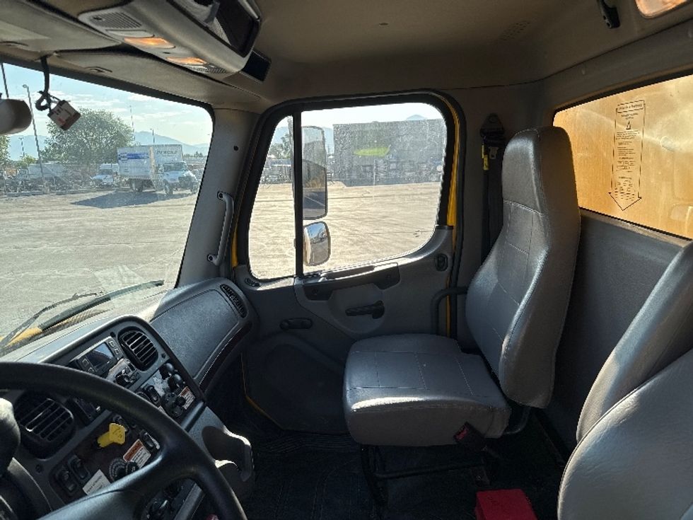Medium Duty Box Truck-Light and Medium Duty Trucks-Freightliner-2022-M2-West Valley City-UT-171,317\n\t\tmiles-$ 67,250 - Image 19