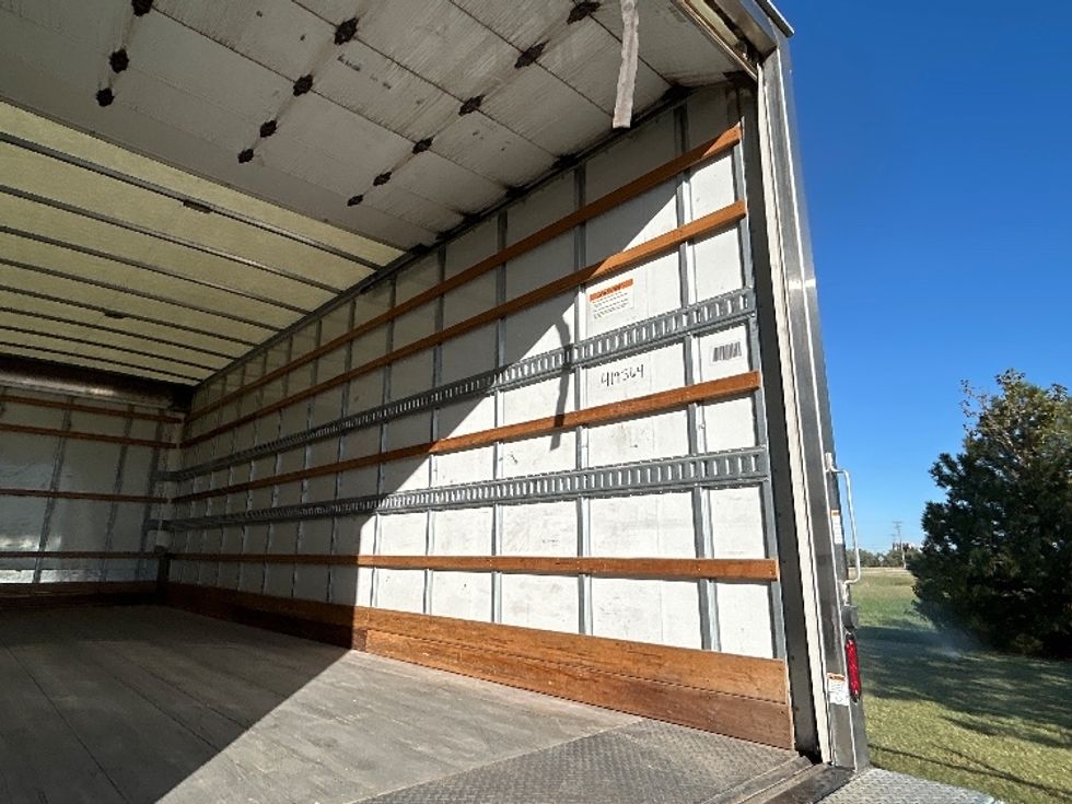Medium Duty Box Truck-Light and Medium Duty Trucks-Freightliner-2022-M2-Wichita-KS-182,314\n\t\tmiles-$ 54,000 - Image 12