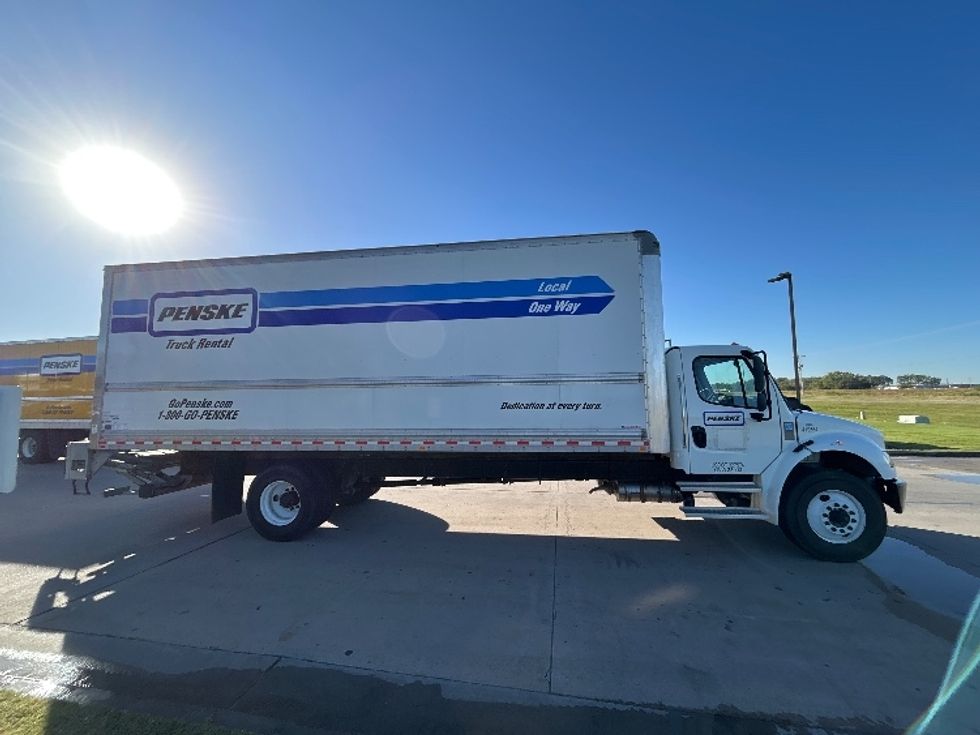 Medium Duty Box Truck-Light and Medium Duty Trucks-Freightliner-2022-M2-Wichita-KS-182,314\n\t\tmiles-$ 54,000 - Image 15