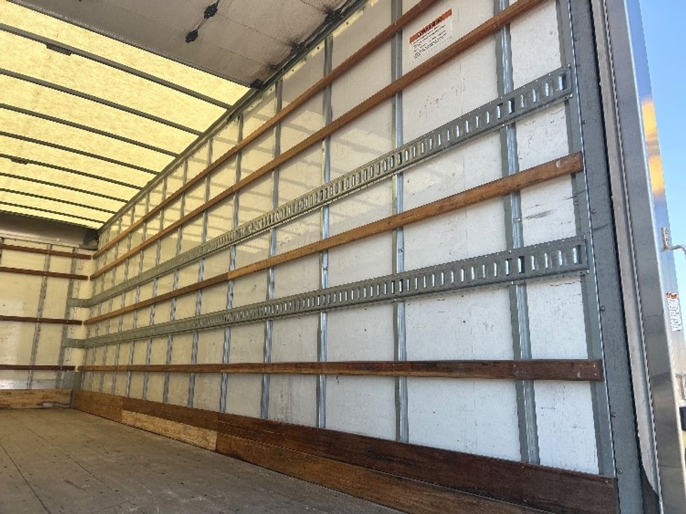 Medium Duty Box Truck-Light and Medium Duty Trucks-Freightliner-2022-M2-Wichita-KS-200,724\n\t\tmiles-$ 50,750 - Image 12