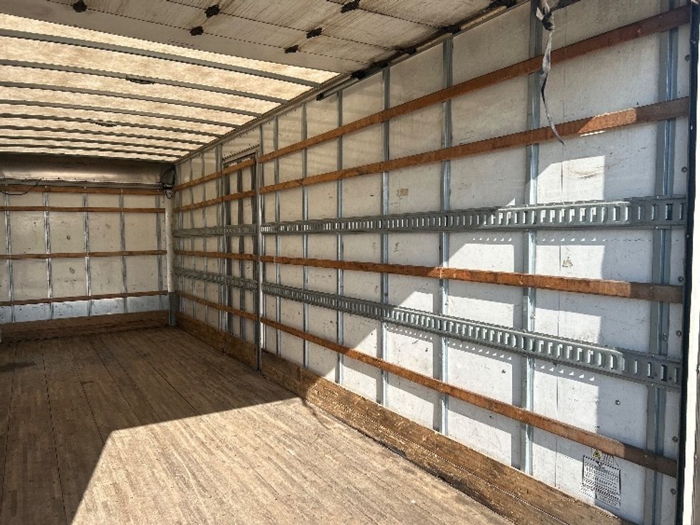 Medium Duty Box Truck-Light and Medium Duty Trucks-Freightliner-2022-M2-Wichita-KS-233,676\n\t\tmiles-$ 42,750 - Image 12