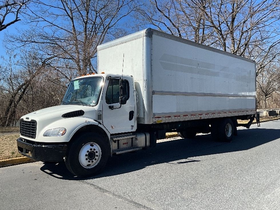 Medium Duty Box Truck-Light and Medium Duty Trucks-Freightliner-2022-M2-Wilkes Barre-PA-188,001\n\t\tmiles-$ 58,500 - Image 3