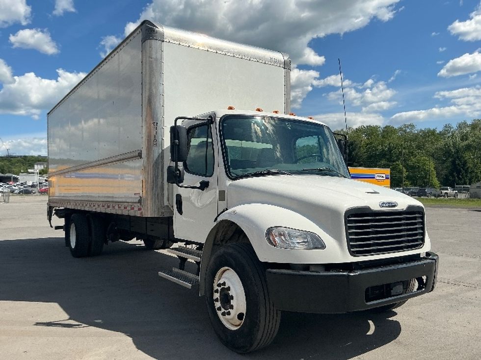 Medium Duty Box Truck-Light and Medium Duty Trucks-Freightliner-2022-M2-Wilkes Barre-PA-205,257\n\t\tmiles-$ 55,500 - Image 1