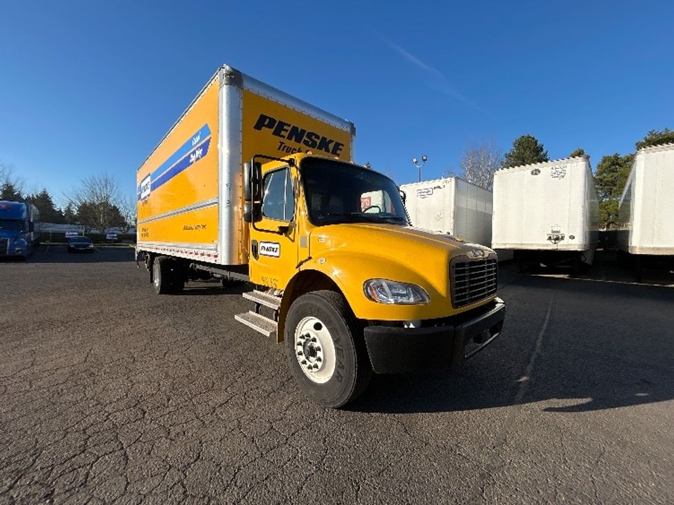 Medium Duty Box Truck-Light and Medium Duty Trucks-Freightliner-2022-M2-Wilsonville-OR-62,862\n\t\tmiles-$ 80,500 - Image 1