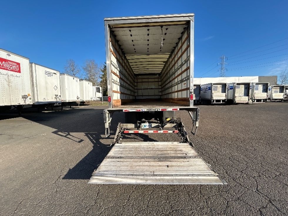 Medium Duty Box Truck-Light and Medium Duty Trucks-Freightliner-2022-M2-Wilsonville-OR-62,862\n\t\tmiles-$ 80,500 - Image 9