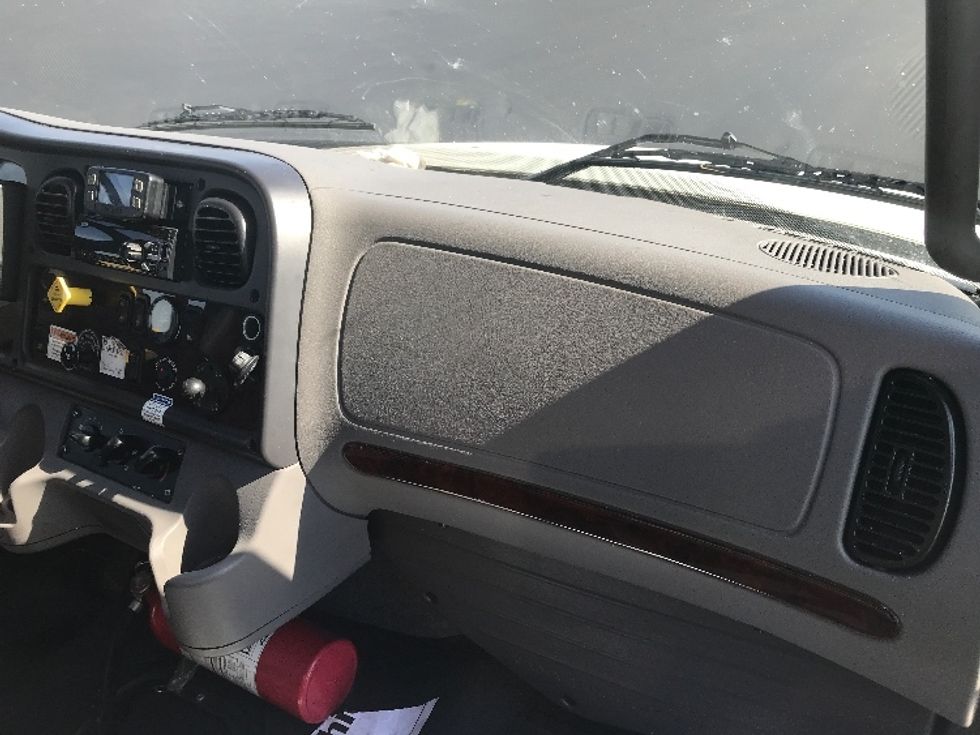 Medium Duty Box Truck-Light and Medium Duty Trucks-Freightliner-2022-M2-Windsor-WI-202,882\n\t\tmiles-$ 56,500 - Image 21