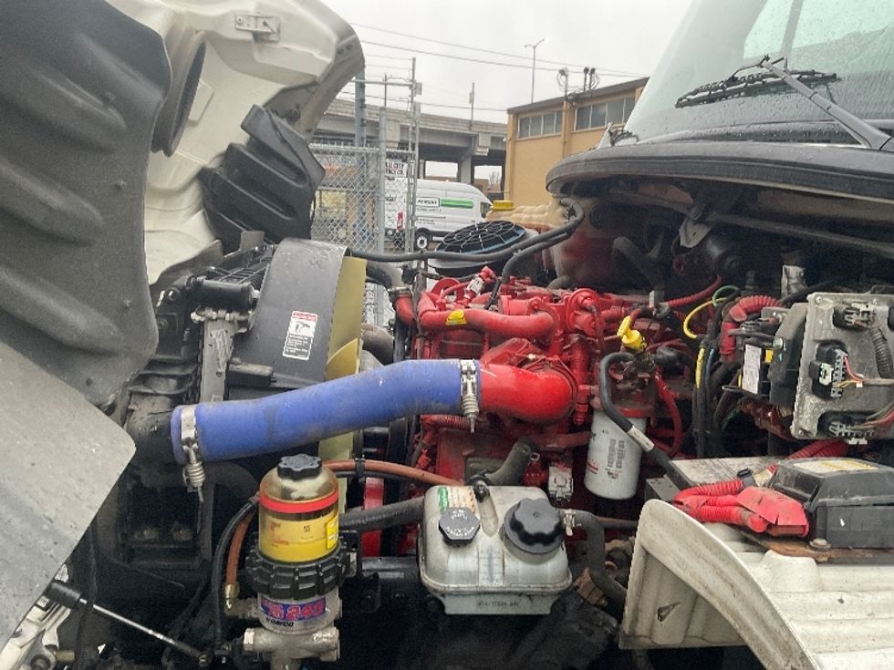Medium Duty Box Truck-Light and Medium Duty Trucks-Freightliner-2022-M2-Yakima-WA-283,144\n\t\tmiles-$ 43,250 - Image 24