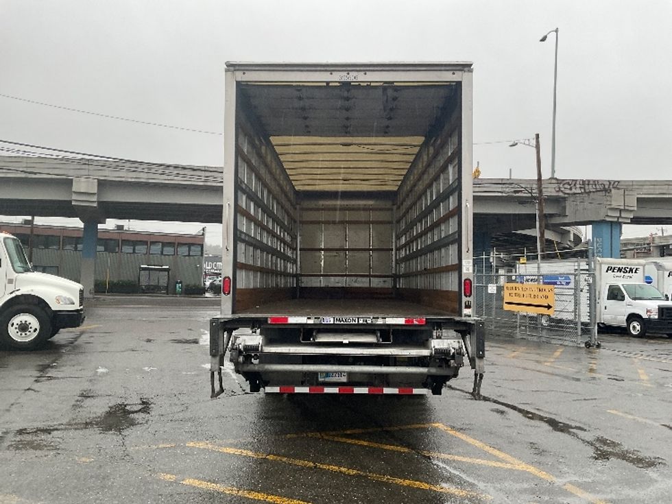 Medium Duty Box Truck-Light and Medium Duty Trucks-Freightliner-2022-M2-Yakima-WA-283,144\n\t\tmiles-$ 43,250 - Image 8