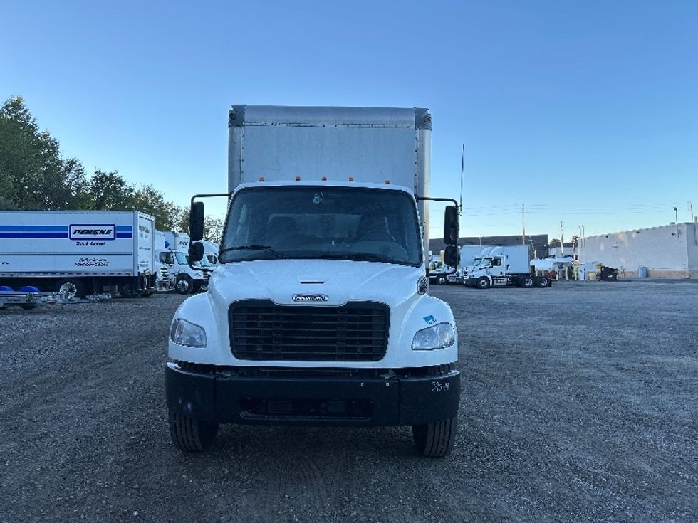 Medium Duty Box Truck-Light and Medium Duty Trucks-Freightliner-2022-M2-Youngstown-OH-126,536\n\t\tmiles-$ 71,250 - Image 2