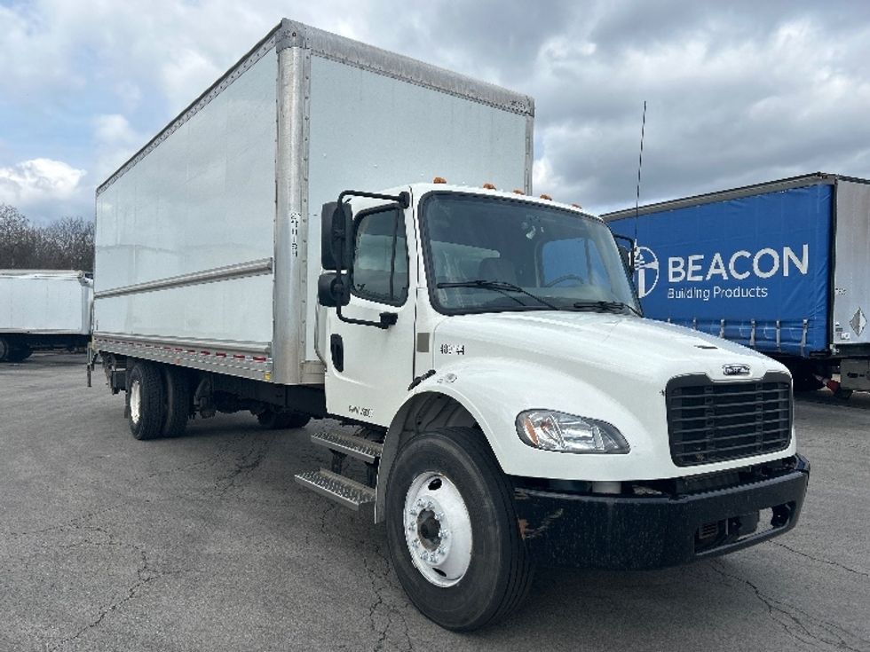 Medium Duty Box Truck-Light and Medium Duty Trucks-Freightliner-2022-M2-Zelienople-PA-95,755\n\t\tmiles-$ 75,000 - Image 1