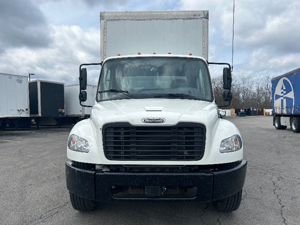 Medium Duty Box Truck-Light and Medium Duty Trucks-Freightliner-2022-M2-Zelienople-PA-95,755\n\t\tmiles-$ 75,000 - Image 2