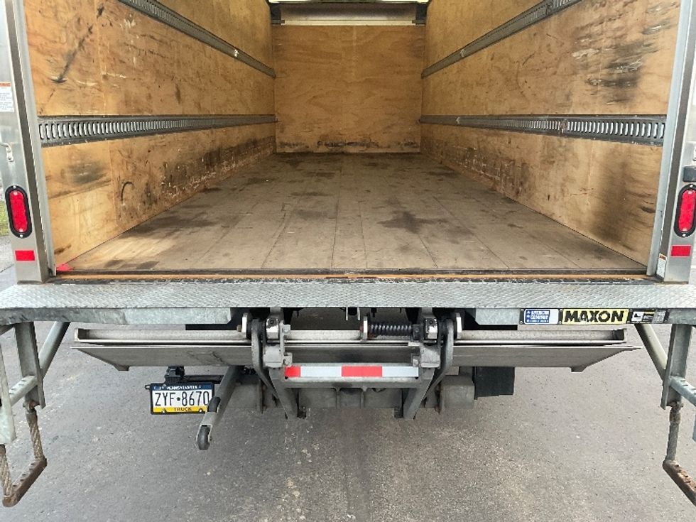 Medium Duty Box Truck-Light and Medium Duty Trucks-Freightliner-2023-M2-Akron-OH-225,506\n\t\tmiles-$ 56,250 - Image 10