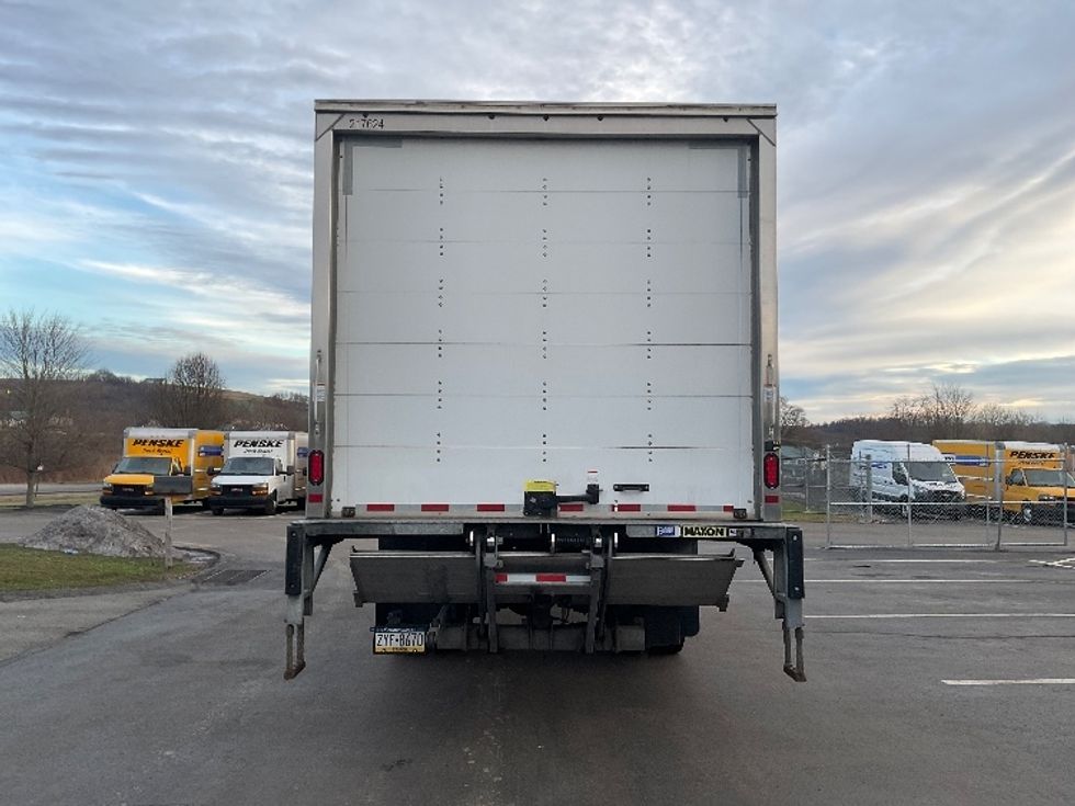 Medium Duty Box Truck-Light and Medium Duty Trucks-Freightliner-2023-M2-Akron-OH-225,506\n\t\tmiles-$ 56,250 - Image 7