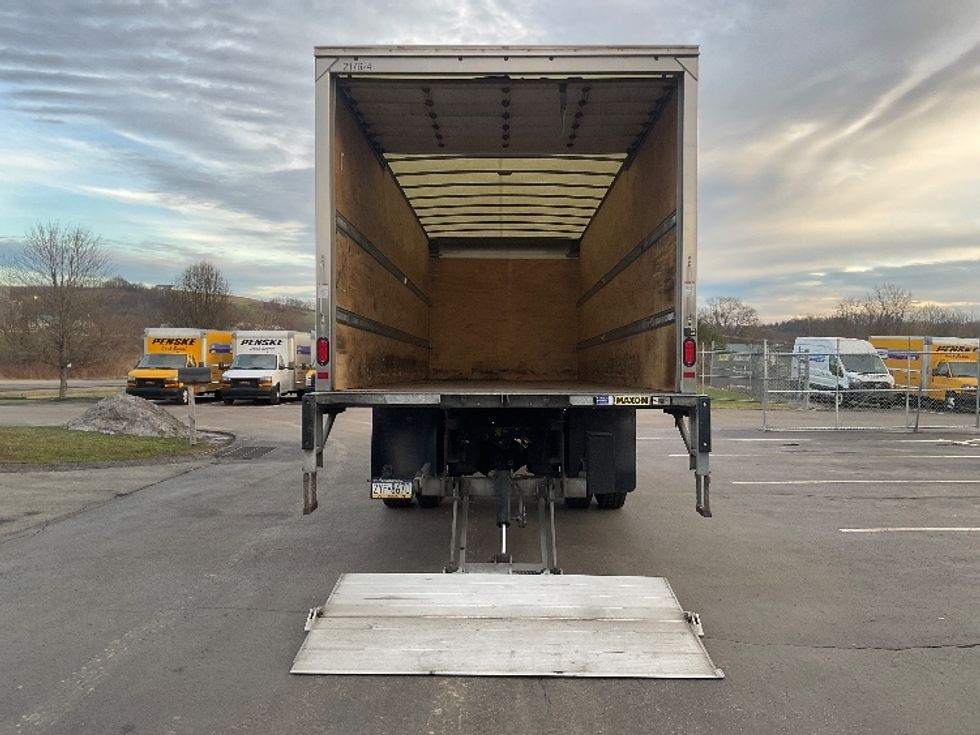 Medium Duty Box Truck-Light and Medium Duty Trucks-Freightliner-2023-M2-Akron-OH-225,506\n\t\tmiles-$ 56,250 - Image 9