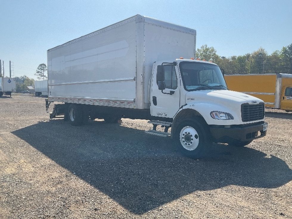 Medium Duty Box Truck-Light and Medium Duty Trucks-Freightliner-2023-M2-Albany-GA-179,827\n\t\tmiles-$ 20,000 - Image 1