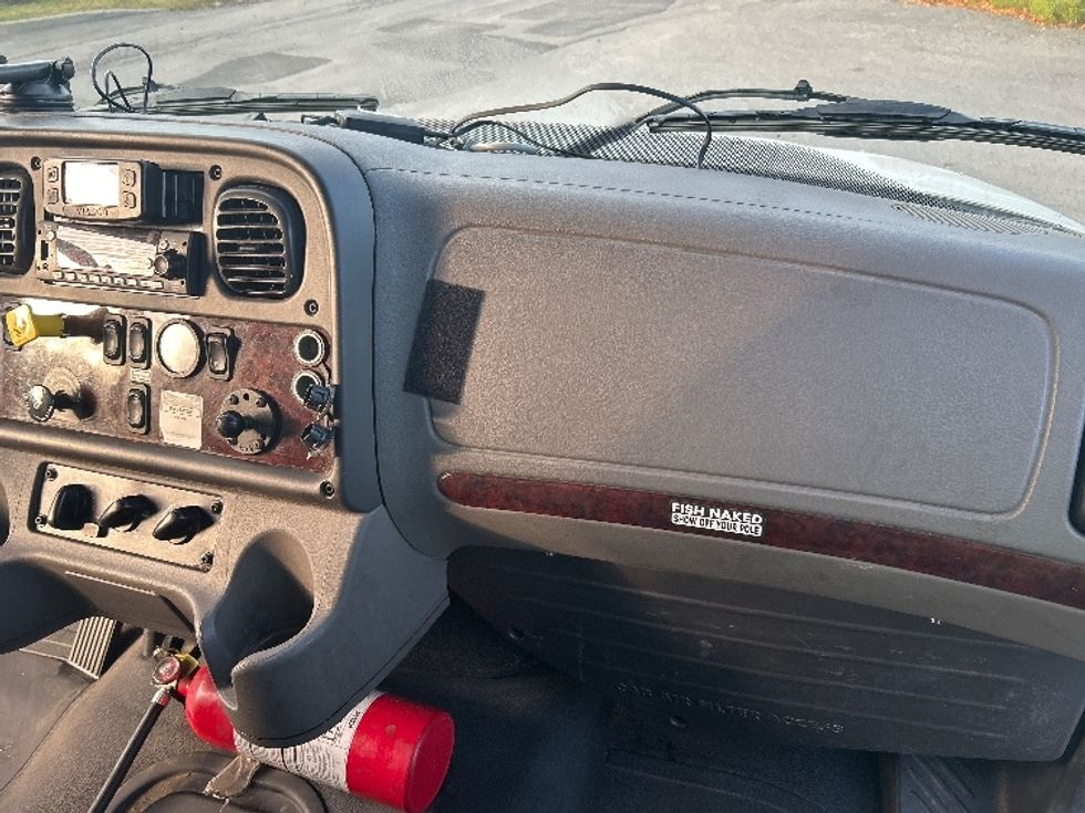 Medium Duty Box Truck-Light and Medium Duty Trucks-Freightliner-2023-M2-Albany-NY-99,242\n\t\tmiles-$ 73,750 - Image 21