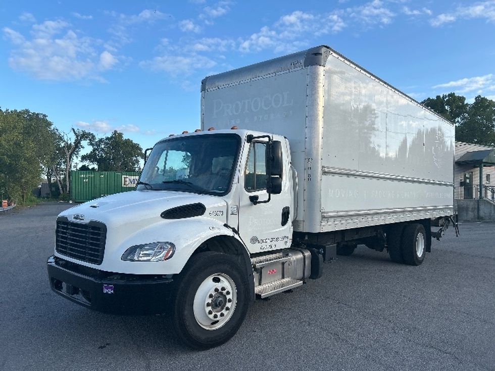 Medium Duty Box Truck-Light and Medium Duty Trucks-Freightliner-2023-M2-Albany-NY-99,242\n\t\tmiles-$ 73,750 - Image 3