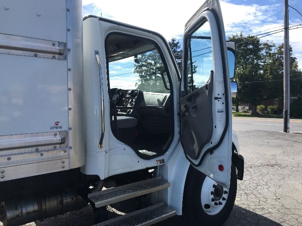Medium Duty Box Truck-Light and Medium Duty Trucks-Freightliner-2023-M2-Allentown-PA-228,509\n\t\tmiles-$ 56,000 - Image 20