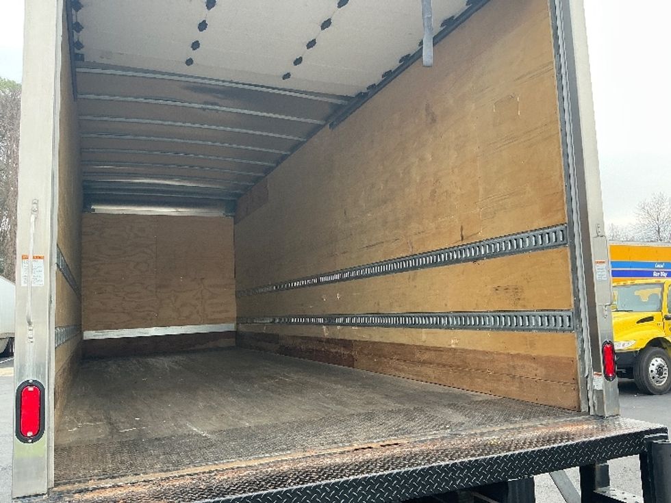 Medium Duty Box Truck-Light and Medium Duty Trucks-Freightliner-2023-M2-Atlanta (Forest Park)-GA-42,893\n\t\tmiles-$ 90,500 - Image 11