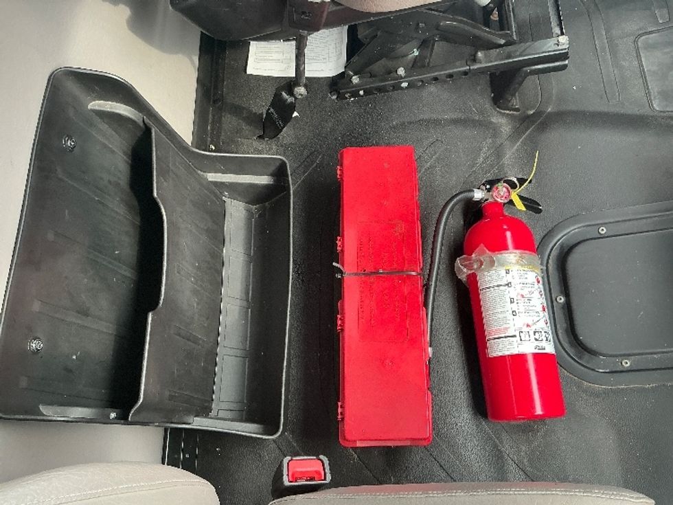 Medium Duty Box Truck-Light and Medium Duty Trucks-Freightliner-2023-M2-Atlanta (Forest Park)-GA-42,893\n\t\tmiles-$ 90,500 - Image 25